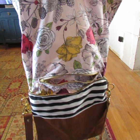 Brown and Black Striped Crossbody Bag - Picture 5 of 5